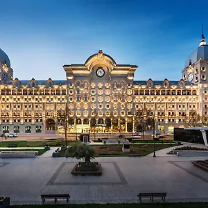 Отель Courtyard By Marriott