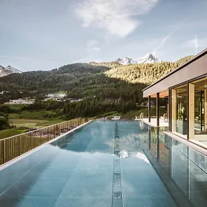 Hotel Sportlers Lifestyle-laessig-anders Sölden