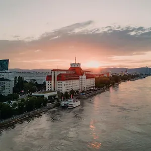 Hotel Hilton Waterfront, Wien