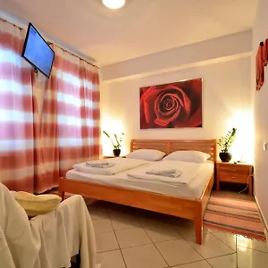 Ajo - Alte Donau Garden Flat - Self-check-in Appartement